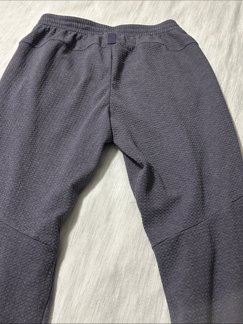 Lululemon At Ease Joggers - Picture 4 of 8
